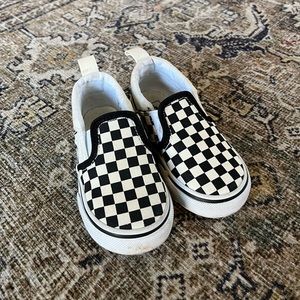 VANS ASHER CHECKERBOARD SLIP-ON SNEAKER - Toddler 6